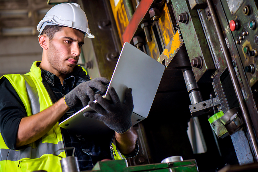 Technicien en maintenance industrielle